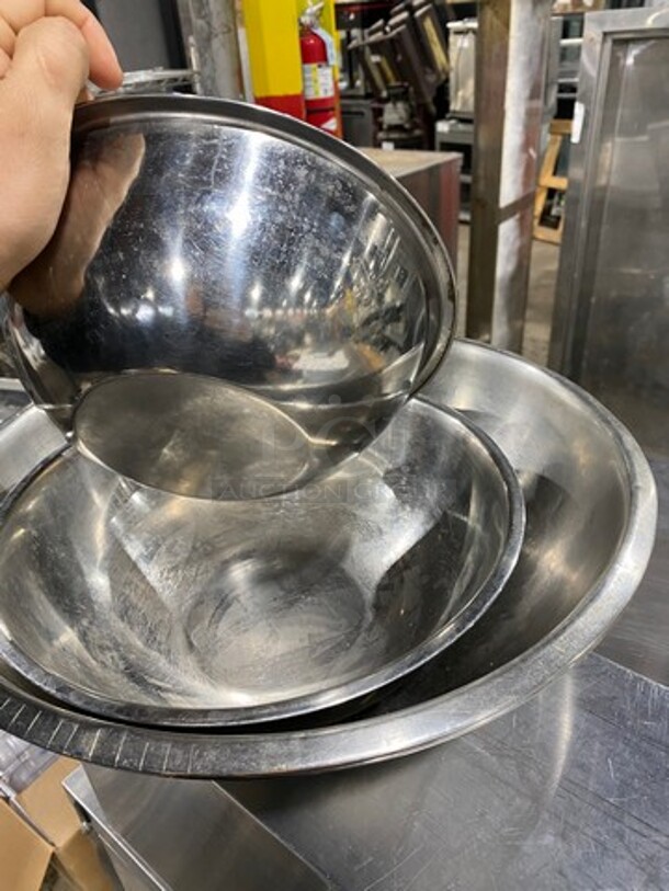 Assorted Size Mixing Bowls! 4x Your Bid! - Image 6 of 7