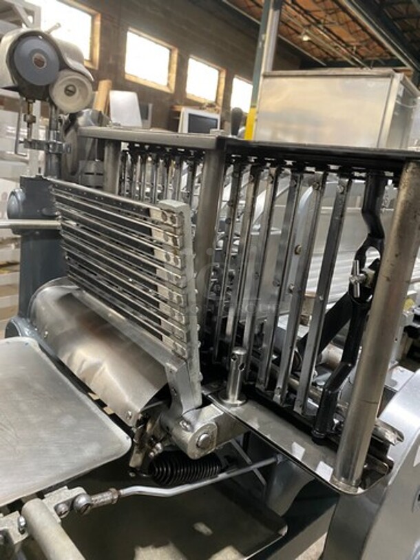 NICE! Berkel Commercial Automatic Meat/ Deli/ Cheese Stacker Slicer! All Stainless Steel! On Legs! Model: 170D SN: 180D424 - Image 8 of 12