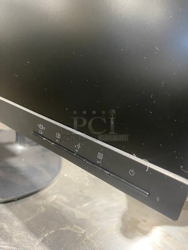 Lenovo Flat Screen TV! Model F16238FX0 Serial 1S65DAKCC3USU3V017AP! - Image 2 of 5