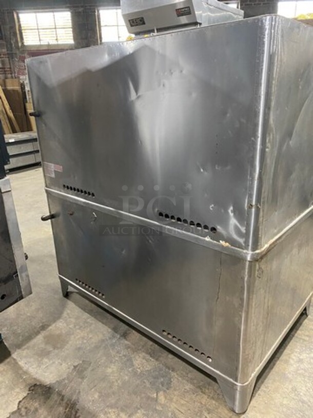 Blodgett Commercial Natural Gas Powered Double Deck Baking/ Pizza Oven! All Stainless Steel! On Legs! 2x Your Bid Makes One Unit! WORKING WHEN REMOVED! - Image 3 of 12