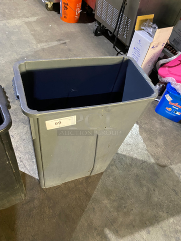 2 Large Trash Bins! 2x Your Bid! - Image 3 of 5