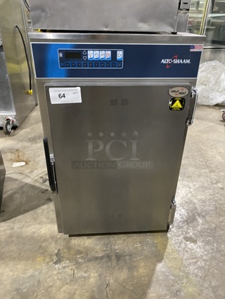  Alto Shaam 750-TH/III Stainless Steel Commercial Cook N Hold Oven on Commercial Casters! MODEL:1000-TH/lll 208 Volts, 1 Phase.