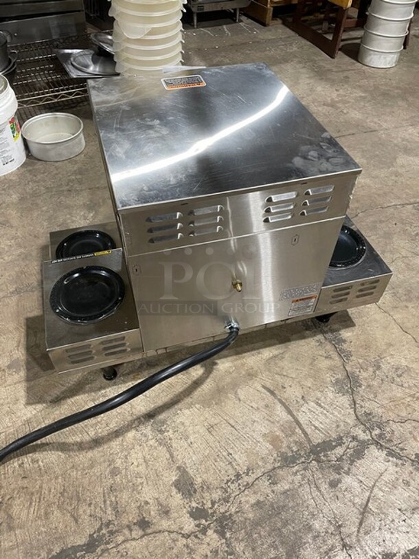 Bunn Commercial Stainless Steel Countertop Coffee Brewer! With 6 Warmers! On Legs! 120/208-240V 1 Phase! Model: AXIOM 0/6 TWIN SN: AXTN033120! - Image 4 of 9