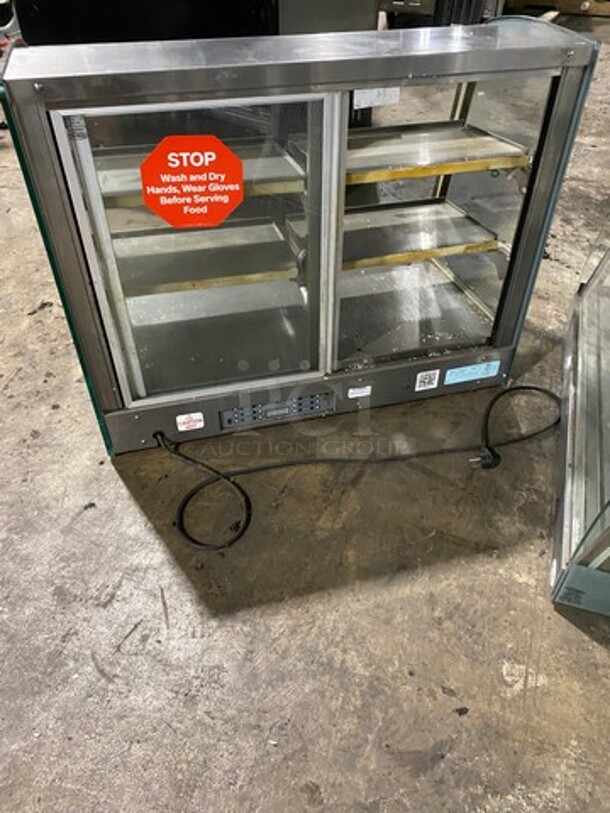 Vendo Commercial Countertop Food Warming Display Case! All Stainless Steel! Model: HFD000006 SN: 1412075 115V 60HZ 1 Phase - Image 4 of 8