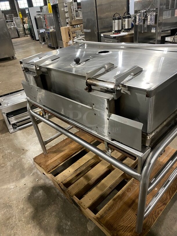 WOW! Market Forge Commercial Natural Gas Powered Tilted Braising Pan/Ultra Tilt Skillet! All Stainless Steel! On Legs! 115V 1 Phase! Model: 1300-2! Working When Removed!  - Image 4 of 8