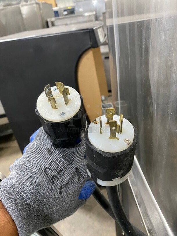 2016 Accutemp All Stainless Steel Commercial Electric Powered Double Deck Steame! Om Stand With Legs! 440/480 Volts, 3 Phase! 2 X Your Bid Makes One Unit!  - Image 9 of 11