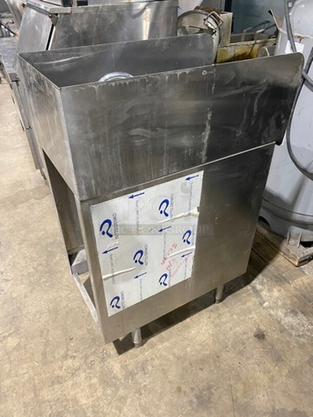 Stainless Steel Sink Single Compartment  Sink! With Back And Side Splashes! - Image 4 of 7