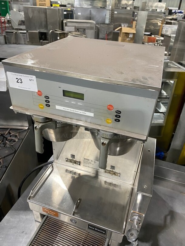 BUNN! All Stainless Steel! Dual Coffee Brewer/Dispenser! 120/208V! 60HZ! 1 Phase! - Image 9 of 10