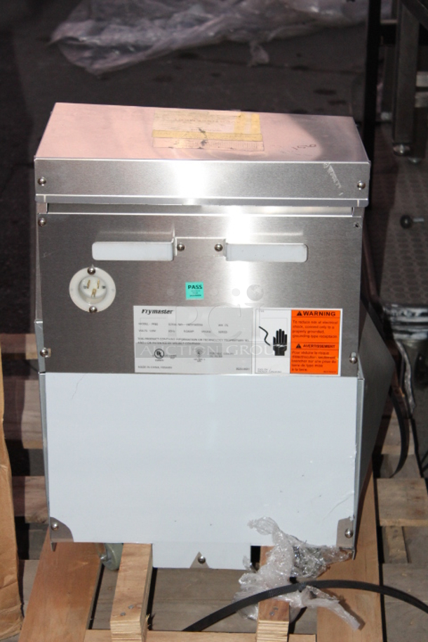 BRAND NEW SCRATCH & DENT! Frymaster PF80R 80 lb. Portable Fryer Oil Filter with Reversible Pump - 120V, 1/3 hp. Unit is dented on the left and right side panels. S/N: 2405YA0036 17-1/4x30-1/4x24-3/4 - Image 8 of 11