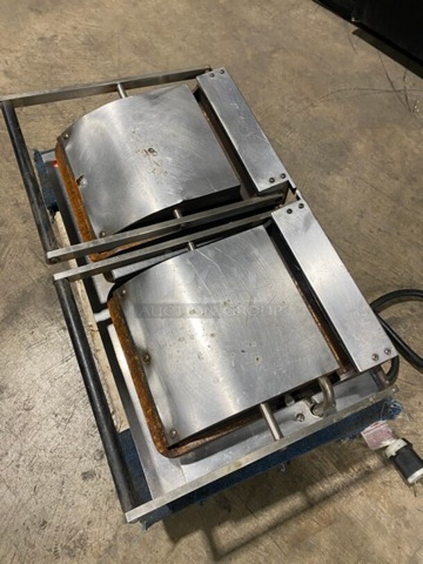 Lang Star Stainless Steel Commercial Countertop Electric Powered Double Panini Press! With Flat Press! - Image 6 of 9