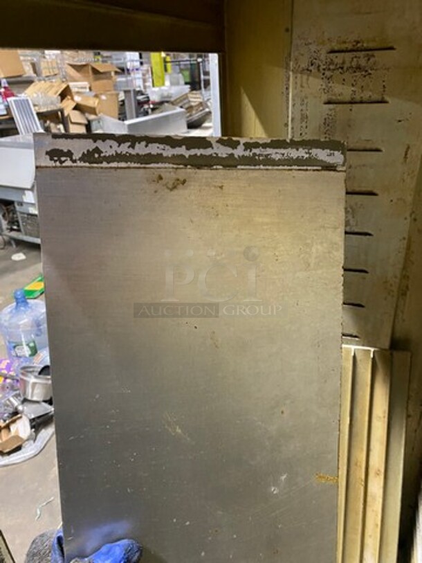 Wear Ever Commercial Warmer/ Proofer Cabinet! Holds Full Size Trays! All Stainless Steel! Model: 5950 - Image 6 of 11