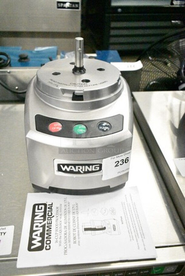 BRAND NEW SCRATCH AND DENT! Waring WFP16S 4 Qt. Clear Batch Bowl Food Processor Base - 2 hp. 120 Volts, 1 Phase. Tested and Working! - Image 2 of 6