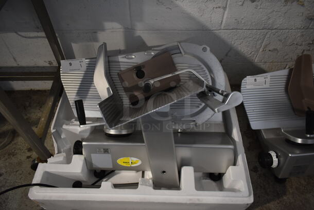 Bizerba SE 12 Metal Commercial Countertop Meat Slicer. 120 Volts, 1 Phase. Tested and Working! - Image 1 of 5