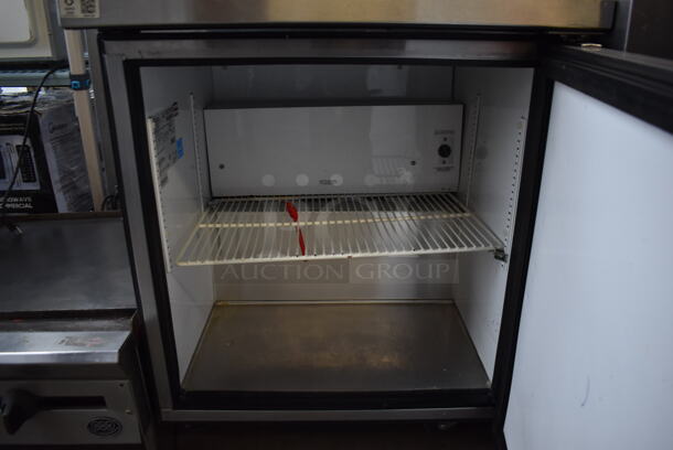 2012 True TUC-27 ENERGY STAR Stainless Steel Commercial Single Door Undercounter Cooler on Commercial Casters. 115 Volts, 1 Phase. 27.5x30x33.5. Tested and Working! - Image 4 of 5