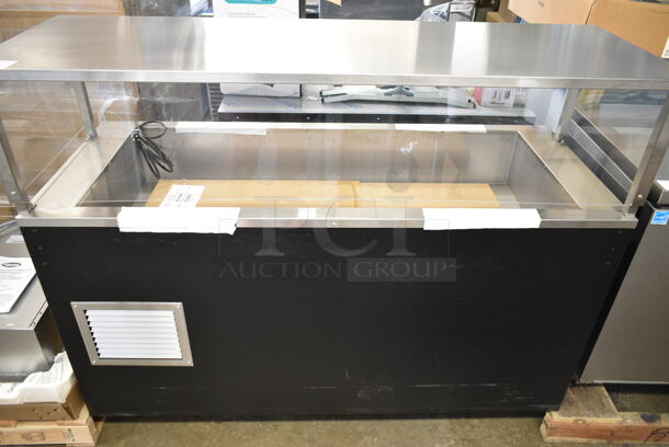 BRAND NEW! Vollrath R39716 60" Black Affordable Portable Refrigerated Cold Food Station with Cafeteria Breath Guard. 120 Volts, 1 Phase. Tested and Working! - Image 3 of 9