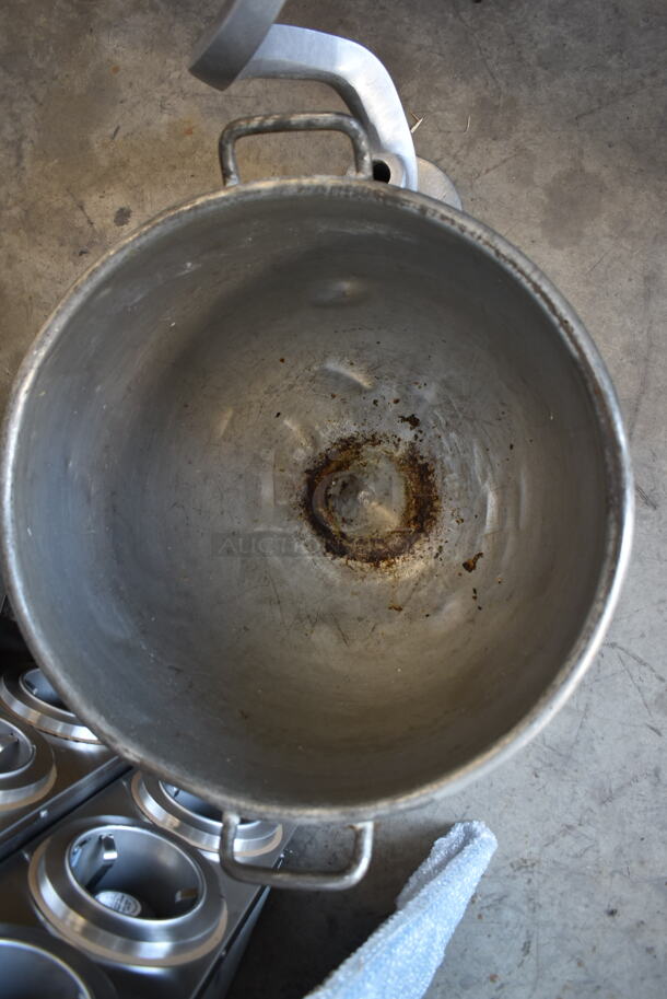 Hobart H600 Metal Commercial 60 Quart Mixing Bowl and Hobart 60DI 60 Quart Dough Hook Attachment. - Image 4 of 6