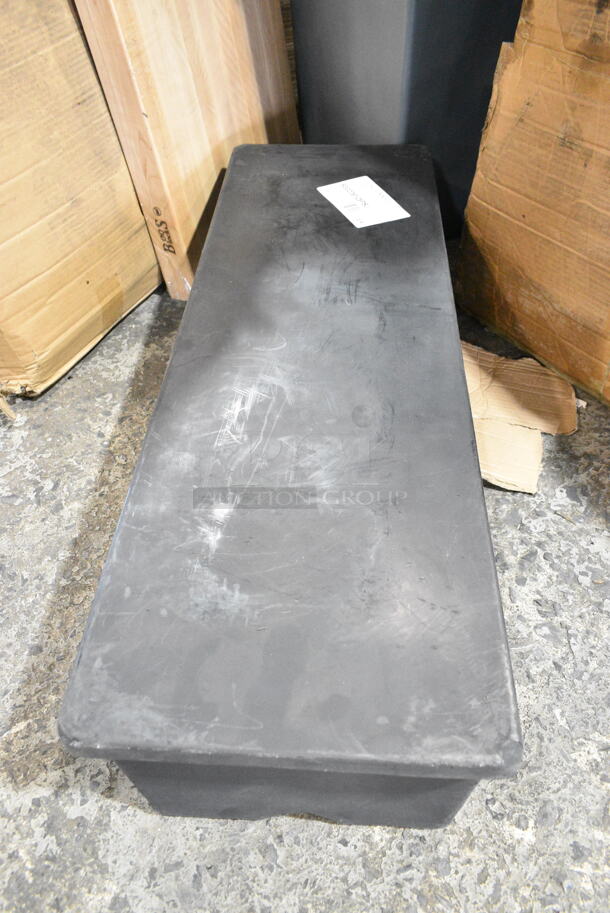 4 BRAND NEW SCRATCH AND DENT! Items Including 3 Regency 600D36128PSJ 36" x 12" x 8" Plastic Narrow Dunnage Rack - 750 lb. Capacity and 1 Gray Poly Slim Jim Trash Can. 4 Times Your Bid!  - Image 3 of 7