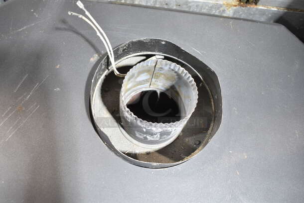 Napoleon GDS50-N Metal Gas Powered Fireplace.  - Image 4 of 8