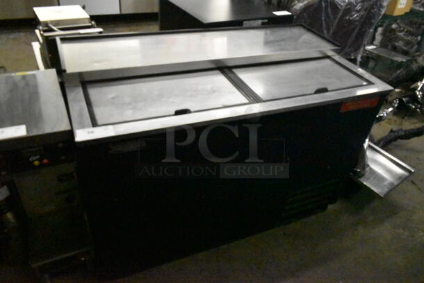 True TD-60-18 Stainless Steel Commercial Back Bar Bottle Cooler w/ 2 Sliding Lids. 115 Volts, 1 Phase. Tested and Working!