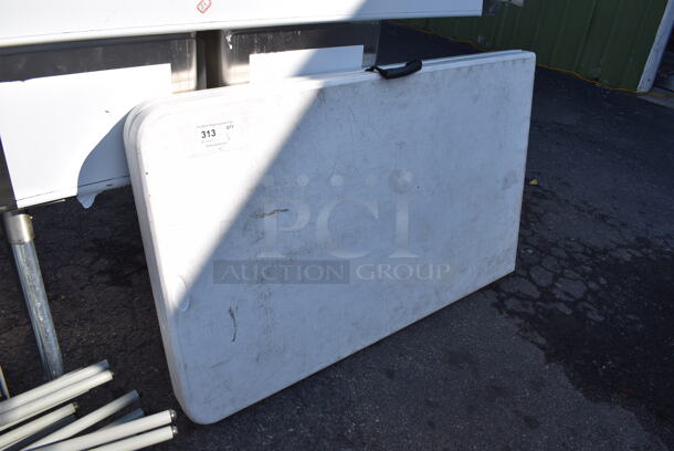 White Folding Table. 96x30x30 - Image 3 of 5