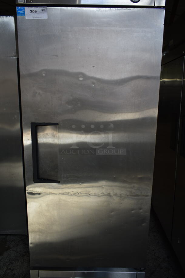 2013 True T-23F ENERGY STAR Stainless Steel Commercial Single Door Reach In Freezer w/ Poly Coated Racks on Commercial Casters. 115 Volts, 1 Phase. Tested and Working! - Image 5 of 5