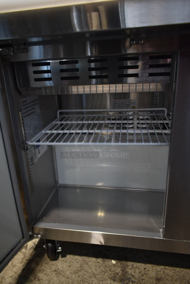 LIKE NEW! 2023 Avantco 178APT48MHC Stainless Steel Commercial Sandwich Salad Prep Table Bain Marie Mega Top on Commercial Casters. 115 Volts, 1 Phase. Tested and Working! - Image 5 of 9