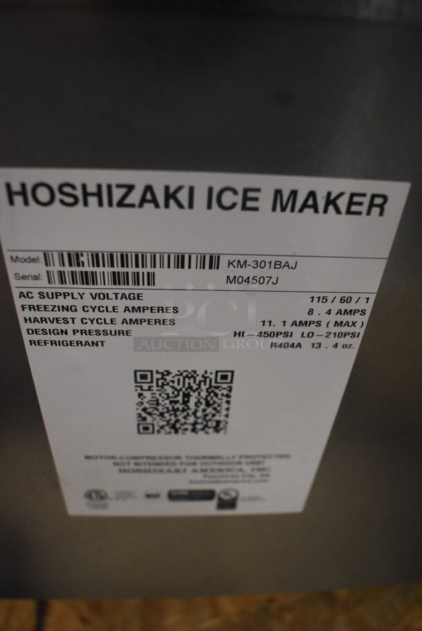 BRAND NEW SCRATCH AND DENT! 2022 Hoshizaki KM-301BAJ Ice Machine Crescent Cuber Icemaker with Built in Storage Bin. 115 Volt 1 Phase - Image 5 of 6