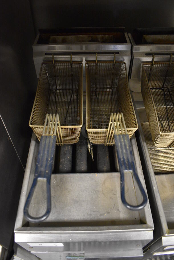 Imperial IFS-40 Stainless Steel Commercial Floor Style Natural Gas Powered Deep Fat Fryer w/ 2 Metal Fry Baskets. 105,000 BTU. 15.5x31x47. BUYER MUST REMOVE. Item Was in Working Condition on Last Day of Business. (kitchen) - Image 4 of 6