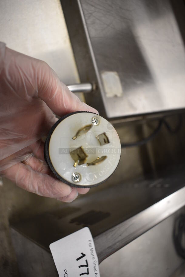 EmberGlo Stainless Steel Commercial Countertop Steamer. 22.5x20x9.5. Cannot Test Due To Plug Style - Image 6 of 6