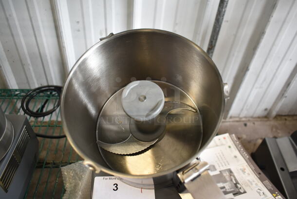 BRAND NEW SCRATCH AND DENT! Robot Coupe Blixer 3 Series D Stainless Steel Commercial Countertop Food Processor w/ Bowl, Lid and S Blade. 120 Volts, 1 Phase. Tested and Working! - Image 8 of 8