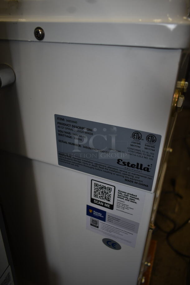 BRAND NEW SCRATCH AND DENT! Estella 348SM40 Metal Commercial Floor Style 40 Quart Spiral Dough Mixer w/ Stainless Steel Mixing Bowl, Bowl Guard and Dough Hook. 240 Volts, 1 Phase. - Image 7 of 7