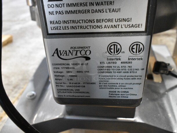 BRAND NEW SCRATCH AND DENT! Avantco 177MX40H Metal Commercial Floor Style 40 Qt. Planetary Floor Mixer w/ Stainless Steel Mixing Bowl, Bowl Guard, Dough Hook, Paddle and Whisk Attachments. 240 Volts, 1 Phase.  - Image 11 of 11