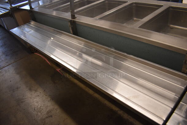 Vollrath 37050-2494-CNB Stainless Steel Commercial Electric Powered 5 Well Steam Table w/ Sneeze Guard and Tray Slide on Commercial Casters. 208 Volts, 1 Phase. 92x45x48 - Image 4 of 6