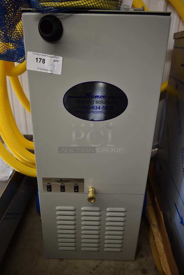 BRAND NEW SCRATCH AND DENT! Namco Metal Commercial The Scooter Carpet Cleaner. Tested and Working! - Image 4 of 11