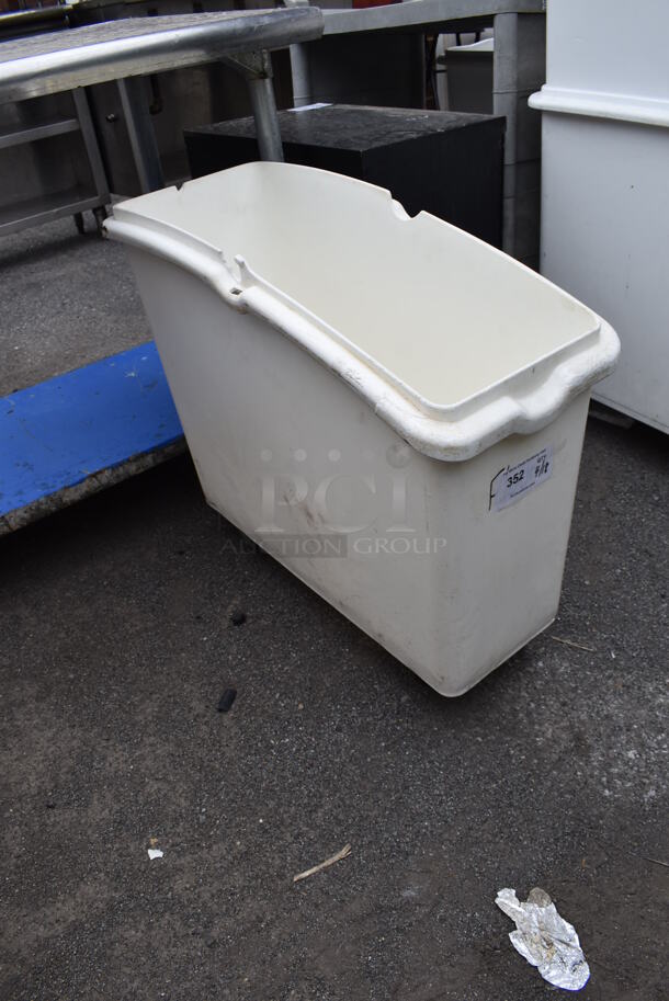 White Poly Ingredient Bin on Commercial Casters.  - Image 2 of 3