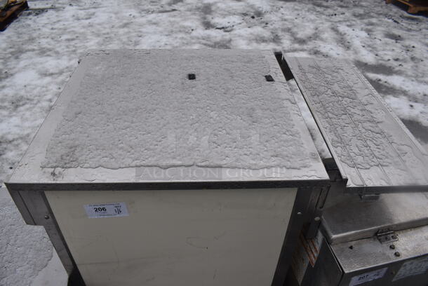 Stainless Steel Cashier Station on Commercial Casters. 40x29x34 - Image 3 of 4