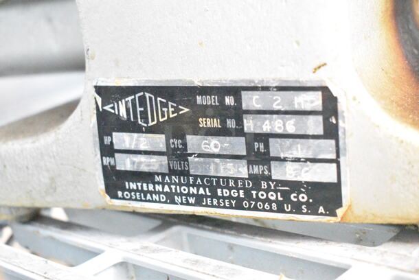 Intedge C2M Metal Countertop Meat Grinder. See Pictures for Missing Parts. 115 Volts, 1 Phase. Tested and Does Not Power On; Motor Is Seized - Image 5 of 5
