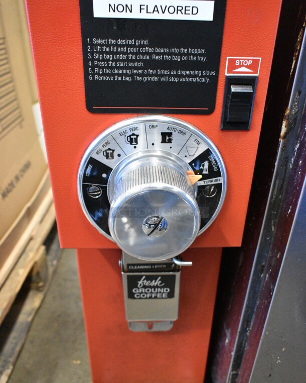 Bunn G3 HD RED Metal Commercial Countertop Coffee Bean Grinder. 120 Volts, 1 Phase. Tested and Working!  - Image 4 of 7