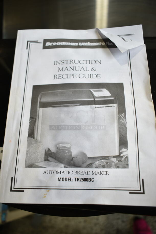 Breadman Ultimate TR2500BC Stainless Steel Countertop Automatic Bread Maker. 120 Volts, 1 Phase.   - Image 5 of 6