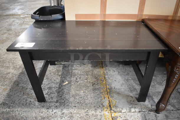 Wood Pattern Coffee Table. 34x19.5x17 - Image 1 of 3
