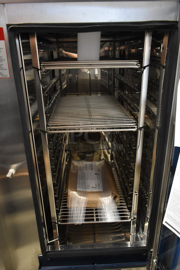 BRAND NEW SCRATCH AND DENT! 2023 Alto Shaam CTC10-10G Stainless Steel Commercial Natural Gas Powered Combi Convection Oven. 70,000 BTU. - Image 6 of 7