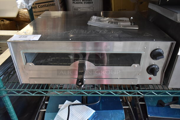 BRAND NEW SCRATCH AND DENT! Avantco 177CPO16TSGL Stainless Steel Countertop Pizza / Snack Oven with Adjustable Thermostatic Control and Glass Door. 120 Volts, 1 Phase. Tested and Working! - Image 2 of 6