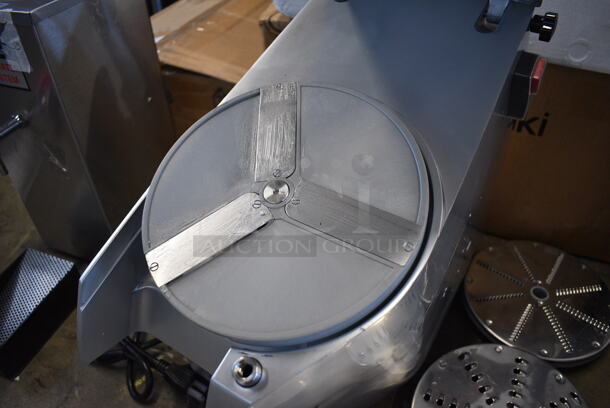 BRAND NEW SCRATCH AND DENT! Avamix CFP5D Stainless Steel Commercial Continuous Feed Food Processor w/ 5 Various Blades. 120 Volts, 1 Phase. 11x21x21. Tested and Working! - Image 5 of 8