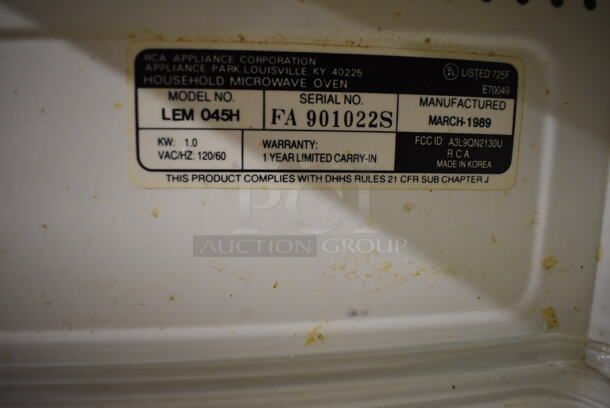 RCA LEM 045H Metal Countertop Microwave Oven. 120 Volts, 1 Phase. 18x14x9 - Image 5 of 5