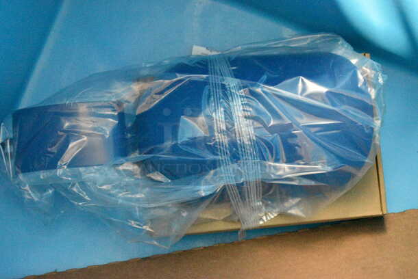 BRAND NEW SCRATCH AND DENT! Manitowoc D570 Stainless Steel Ice Storage Bin - 532 lb.  - Image 7 of 9