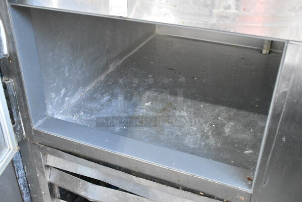 Leader LM48S/C Stainless Steel Commercial Sandwich Salad Prep Table Bain Marie Mega Top. 115 Volts, 1 Phase. Tested and Working! - Image 3 of 6