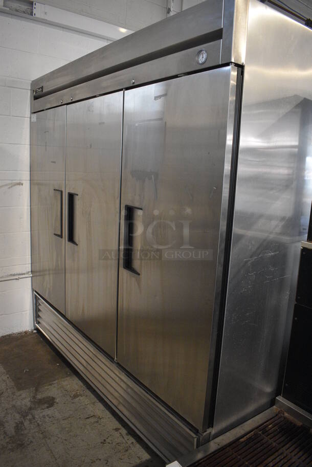 True T-72 Stainless Steel Commercial 3 Door Reach In Cooler w/ Poly Coated Racks. 115 Volts, 1 Phase. 78x30x79. Tested and Working! - Image 7 of 7