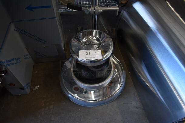 BRAND NEW SCRATCH AND DENT! Advance PACESETTER 17HD  01330A 17" Heavy-Duty Single Speed Rotary Floor Cleaning Machine. 120 Volts, 1 Phase. Cannot Test Due To Broken Handle - Image 3 of 6