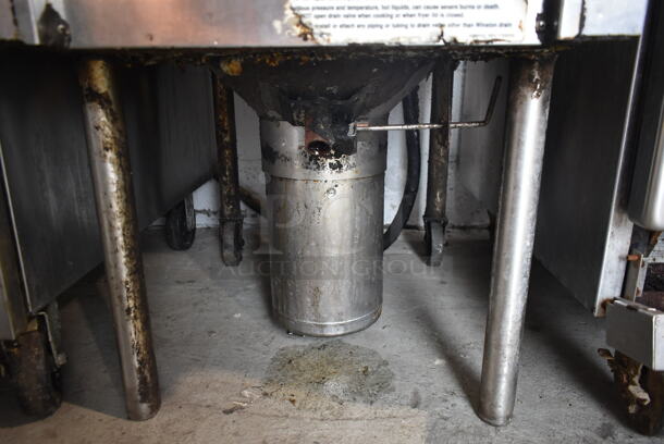 Winston Stainless Steel Commercial Electric Powered Floor Style Pressure Fryer. 230/250 Volts, 3 Phase. - Image 5 of 6