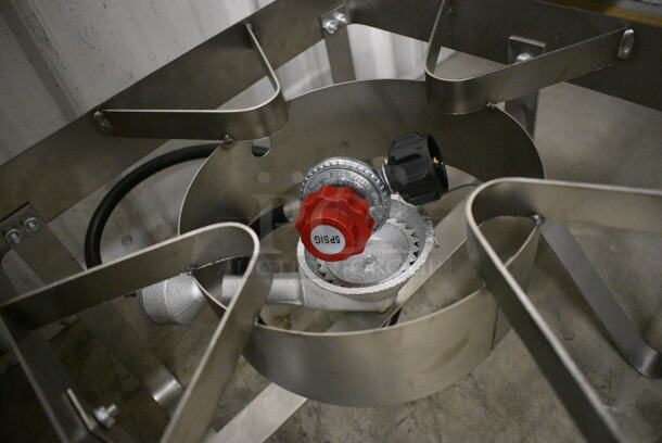 BRAND NEW! Stainless Steel Propane Gas Powered Single Burner Stock Pot Range. 15.5x15.5x12.5 - Image 4 of 4